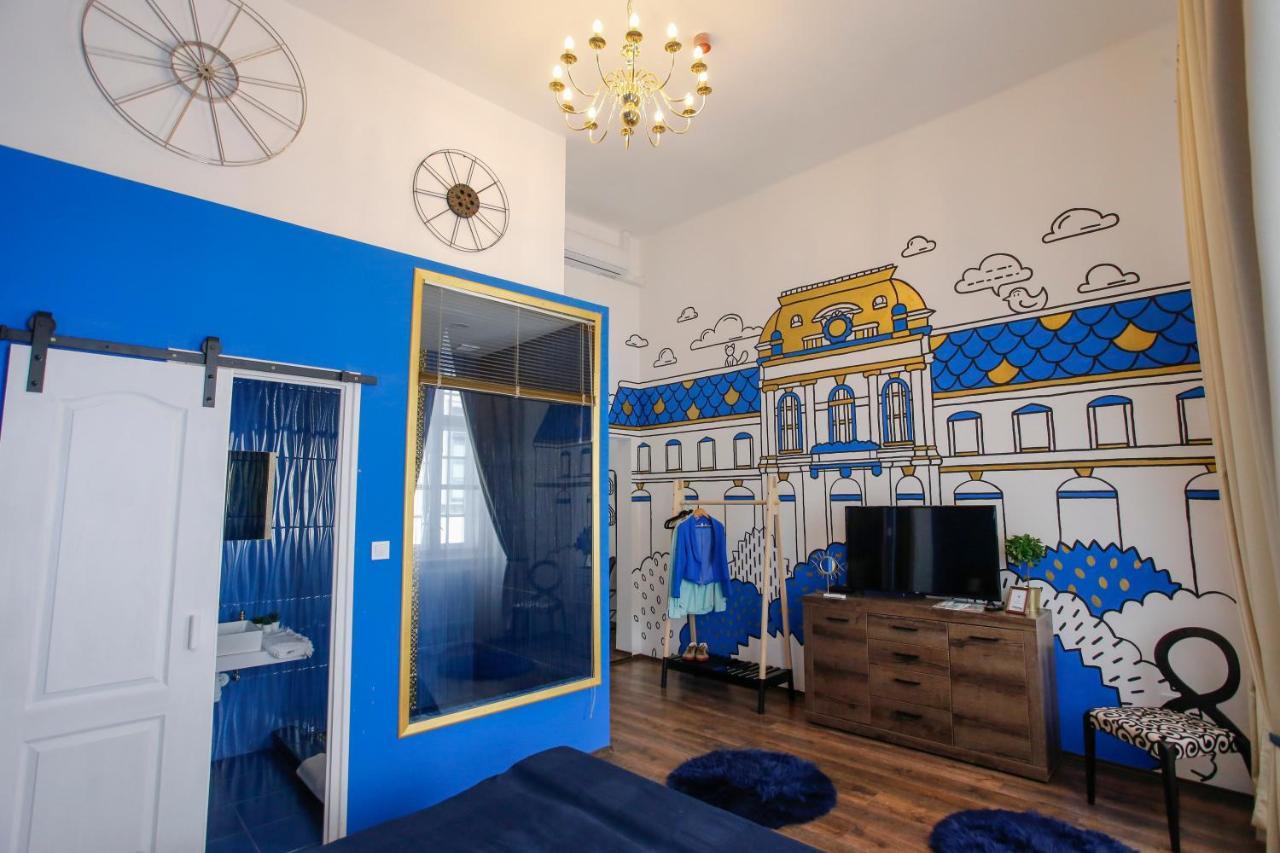 Urania Apartmanhaz Eger Luaran gambar