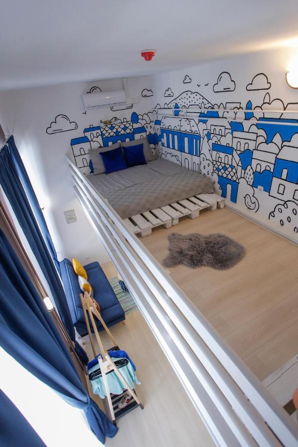 Urania Apartmanhaz Eger Luaran gambar