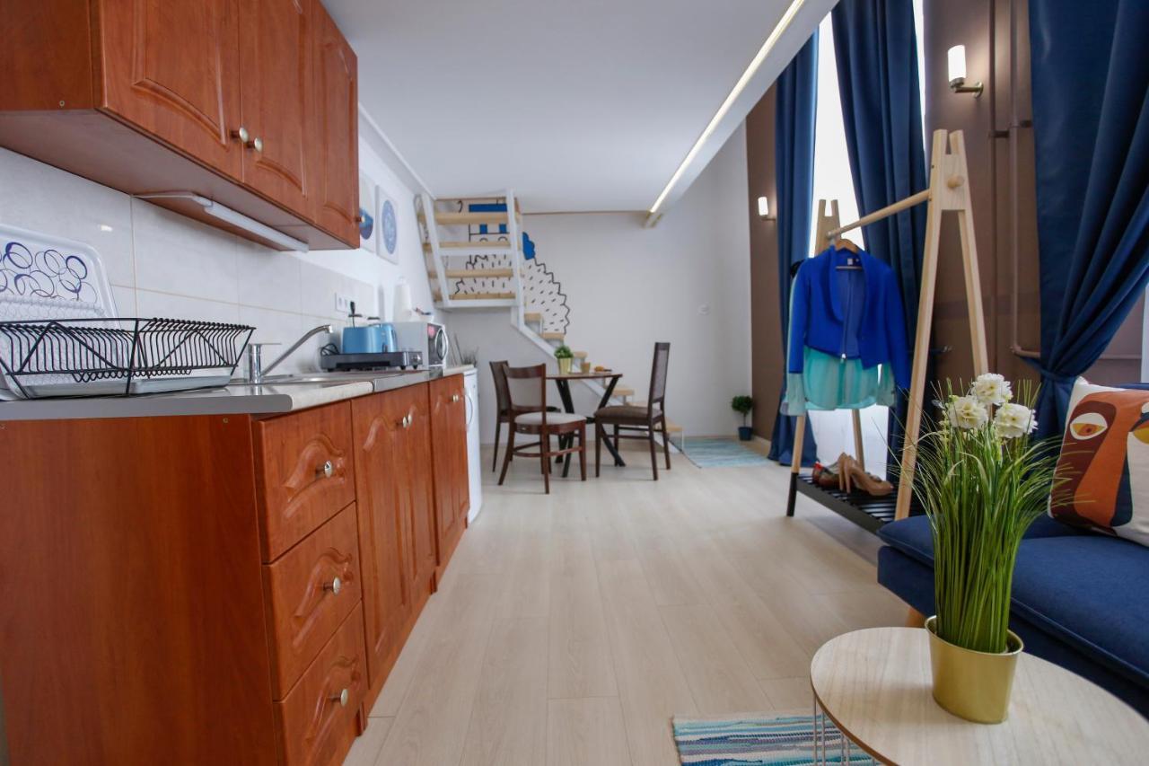 Urania Apartmanhaz Eger Luaran gambar